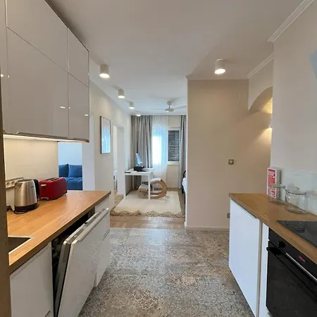 The Best Property With Private Pool Apartment *